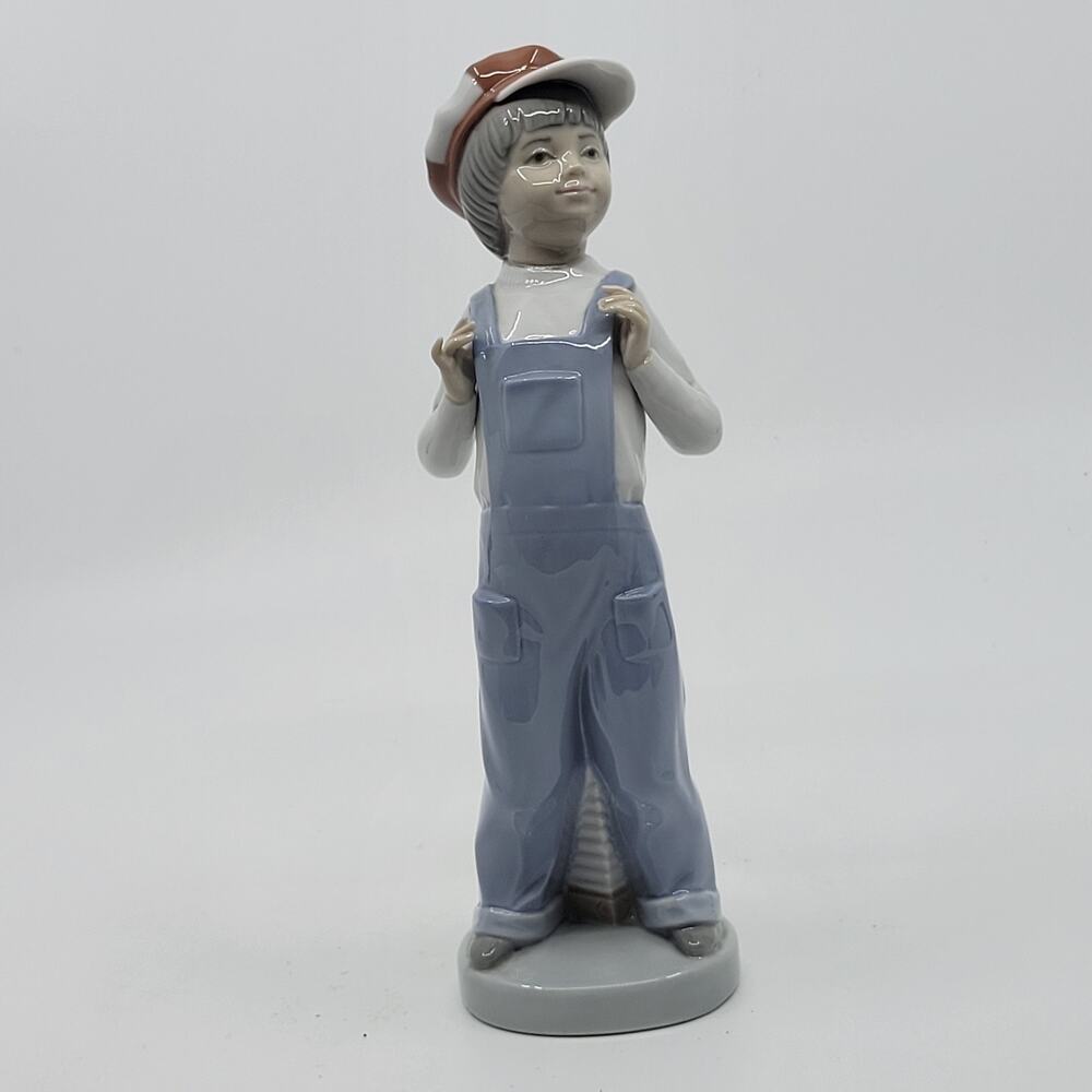Vintage Lladro 4898 Boy From Madrid Porcelain Figurine Retired With Accordion